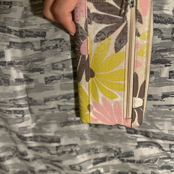 Floral guess wallet - Picture 2 of 3